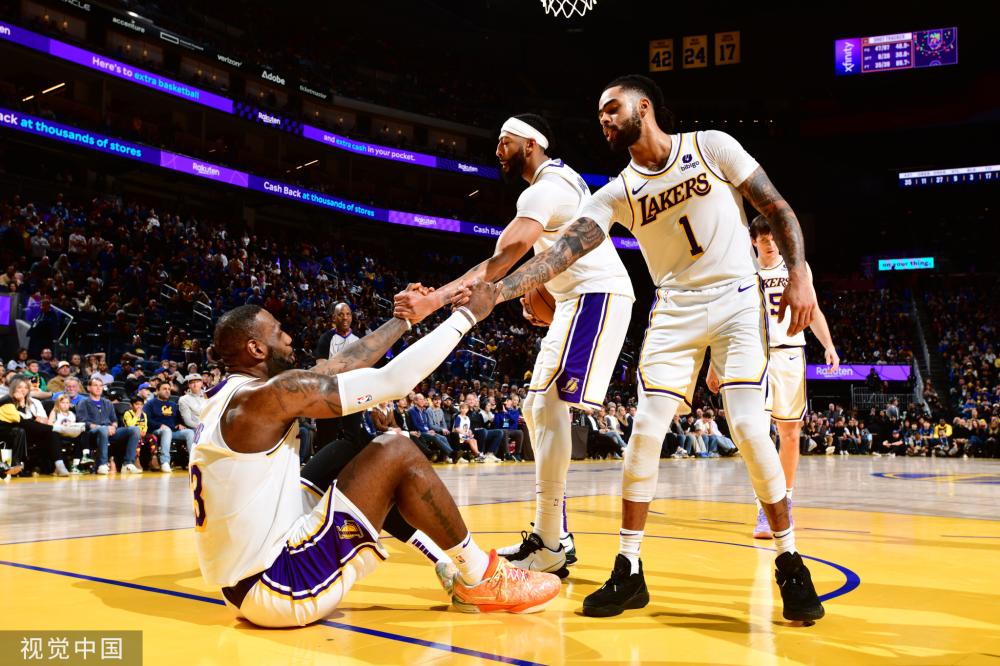 都是莱万成 都是莱万成