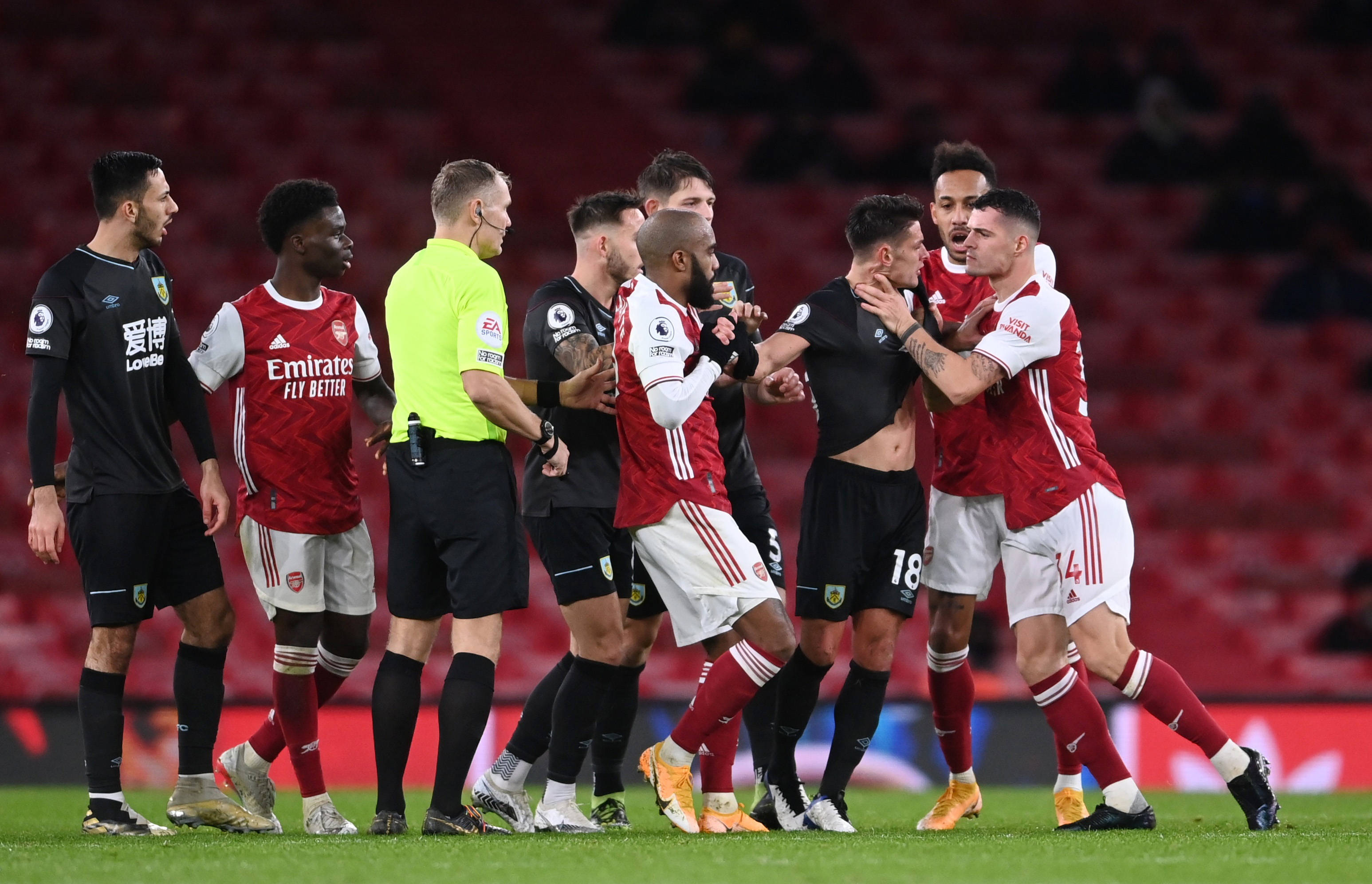 转会中面临 转会中面临